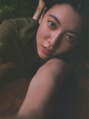 三吉彩花 - わたし_043P