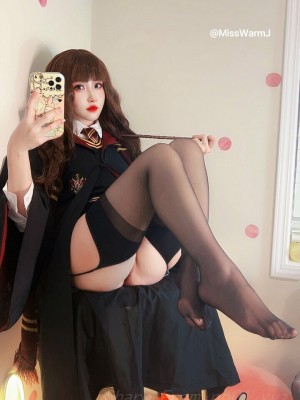Misswarmj  onlyfans散图合集_685
