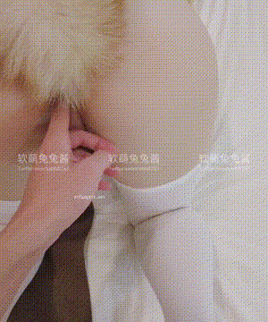 软萌兔兔酱 -  爱猫人士 with GIF_122
