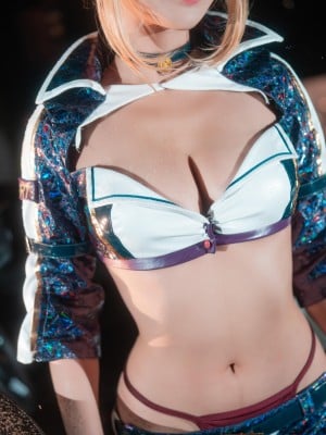 [Sooflower] Artoria Alter Cosplay_9uVijRn8VaEf31hZ