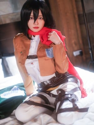 Arty Huang (Arty亚缇) - Mikasa Ackerman_01