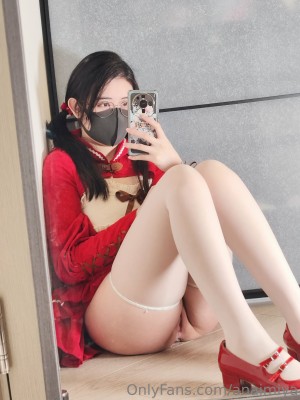 Naimi奶咪 - Red Riding Hood_02