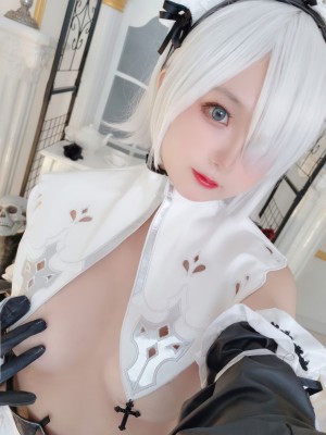 [日奈娇] 2B奶盖女仆_066