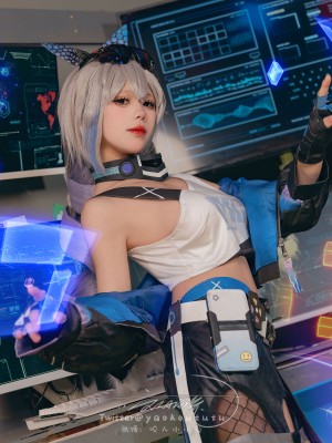 Niantutu - Silver Wolf_07