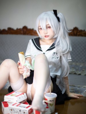 [神沢永莉] 疯狂星期四_10
