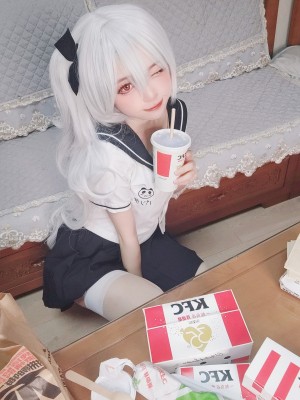 [神沢永莉] 疯狂星期四_44