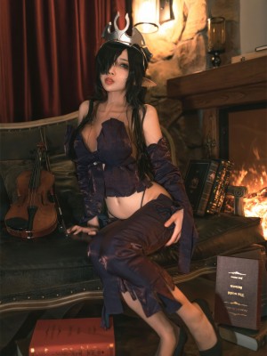 杏仁曲奇 - 黑兽 精灵女王_11