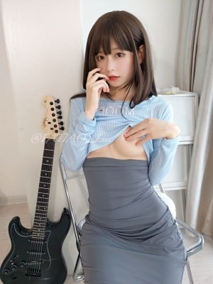 迷之呆梨 - 吉他妹妹_015
