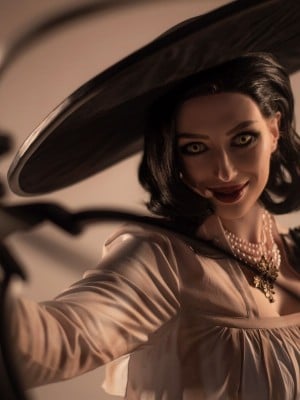 Lady Melamori - Alcina Dimitrescu_29