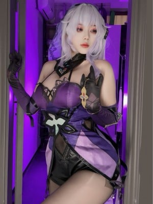 [九言] Black Swan & Emilia_04