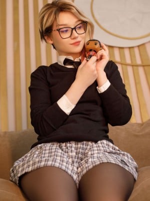 Donna Loli - Gwen_04