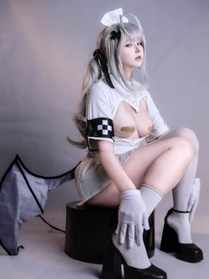 [七月喵子] 死之宫环奈_09