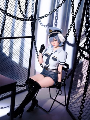 Hoshilily (星之迟迟) Rem Dog-Eared Police Officer - ReZero_013