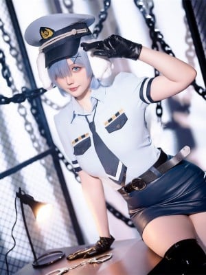 Hoshilily (星之迟迟) Rem Dog-Eared Police Officer - ReZero_004