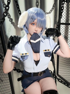 Hoshilily (星之迟迟) Rem Dog-Eared Police Officer - ReZero_090