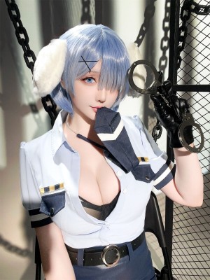 Hoshilily (星之迟迟) Rem Dog-Eared Police Officer - ReZero_099