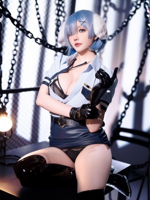 Hoshilily (星之迟迟) Rem Dog-Eared Police Officer - ReZero_049