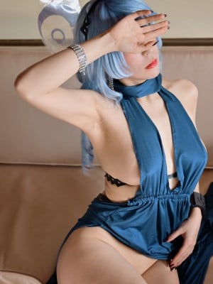 りんごみつき妄想セレクションvol.11 横乳呼吸だけでなく。尻呼吸も！？尻が丸出しド変態ドレス_012