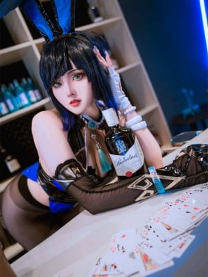 Natsuko_夏夏子 - 夜兰兔女郎_38