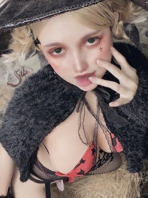 [Master Sila] Cat Witch Noel_06