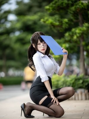 香草喵露露 No.038 丝袜西装_338-Coser@香草喵露露 No.038 丝袜西装-4KHD.com-018