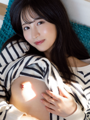 【電子限定増ページ版】小野六花1st写真集『初花』_image-0035