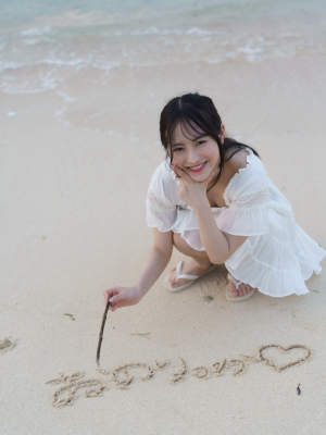 【電子限定増ページ版】小野六花1st写真集『初花』_image-0055