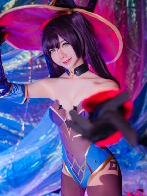 Sally Dorasnow - 莫娜_011