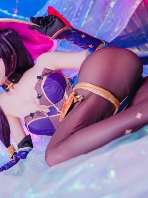 Sally Dorasnow - 莫娜_023