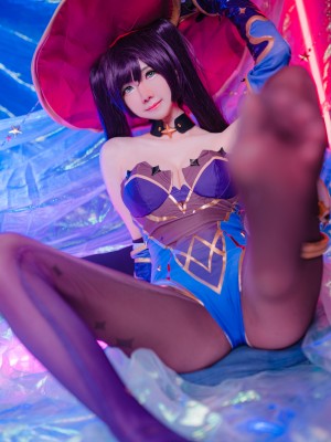 Sally Dorasnow - 莫娜_032