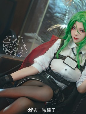 微博cos合集_eca233c9gy1h1bmn4zlt6j235s23u7wj