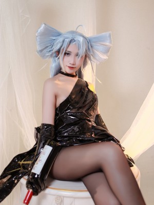 微博cos合集_0068ASifgy1h1vd68rd8gj32tc480hdw