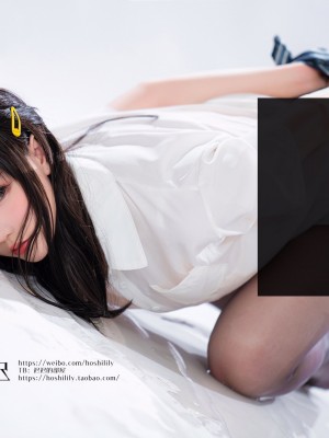 微博cos合集_005DhT6Bly1h2qmmquxryj31hc0zkjz2