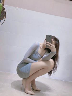微博cos合集_006MlUtvly1gz2y7n3d5pj30u0140app