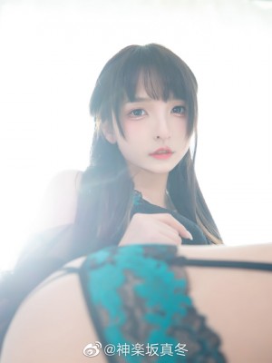 神楽坂真冬wb_ecc0b9dbly1h12ld7229bj21900u0ju2