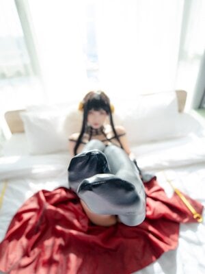 神楽坂真冬wb_ecc0b9dbgy1h3cn13adx1j20u019041z
