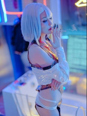 Joyce - Lucy_02