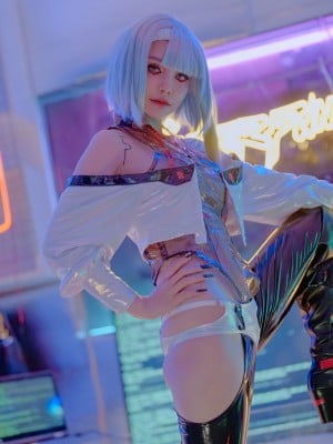 Joyce - Lucy_08
