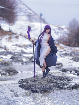 [阿呀被发现了Aya&小和甜酒] 雪山 菲伦&芙莉莲_27