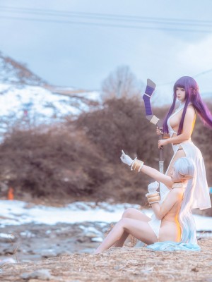 [阿呀被发现了Aya&小和甜酒] 雪山 菲伦&芙莉莲_06