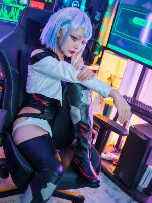 Umeko J - Lucy_006