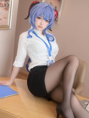 樱梨梨Eriri - 甘雨秘书_13