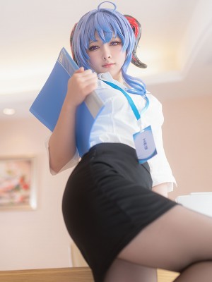 樱梨梨Eriri - 甘雨秘书_03