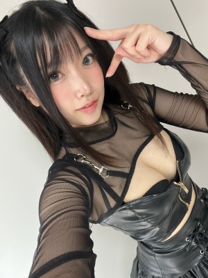 Yutori - Fantia (November 2021 - September 2022)_b5a4a1b0-ab1a-43a9-b3f5-4c15aa82aee3