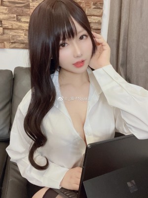 微博hs6_0060s4gwgy1h26fw89pzvj30u01hbgx1