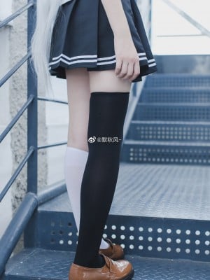 微博hs6_006SSVT6gy1h2l3qzry46j30u019bdmc