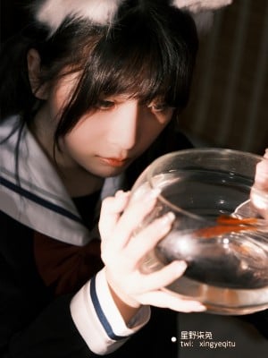 [星野柒兔] 放学后抓鱼的女孩_045