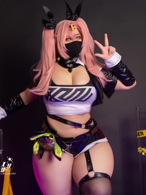 Uyuy - Nicole_07