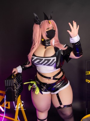 Uyuy - Nicole_05
