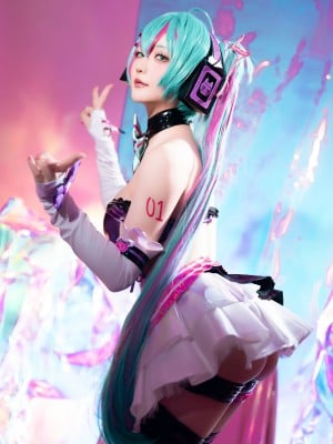 星之迟迟 - Miku初音未来 喵斯快跑_09